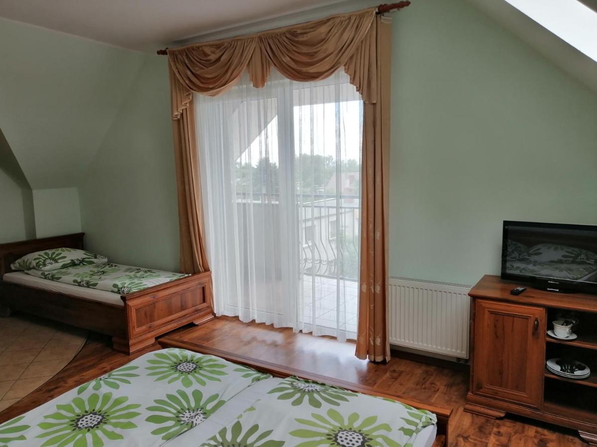 Bed and Breakfast Bakster Владыславово Экстерьер фото